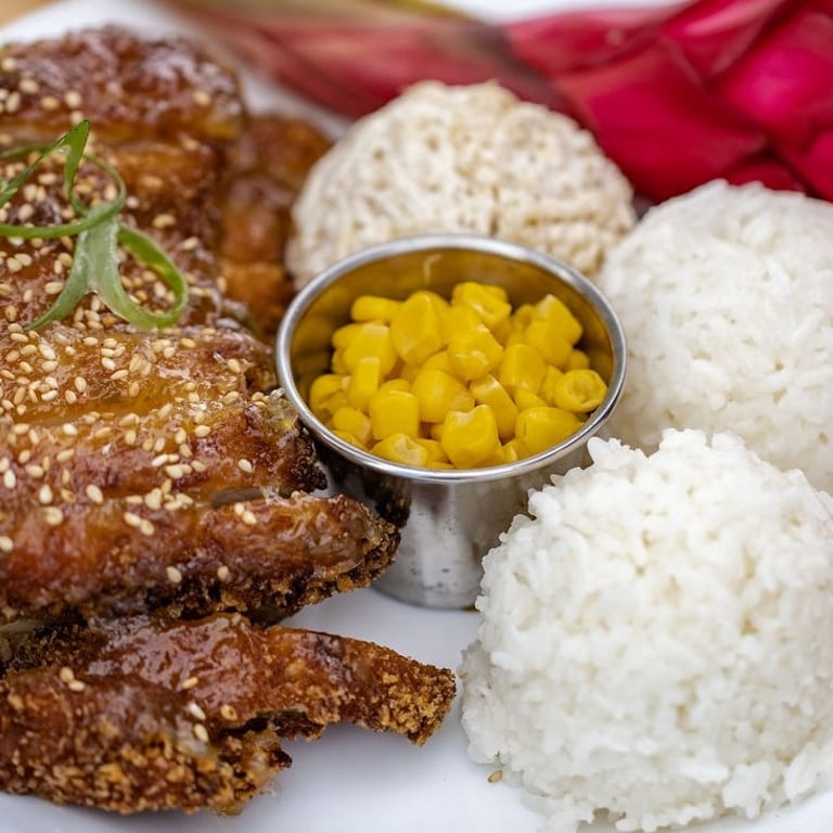 Savor Our Lunch Menu